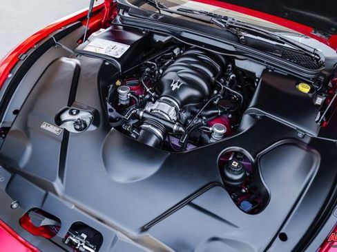 Used 2012 Maserati GranTurismo Sport image 86