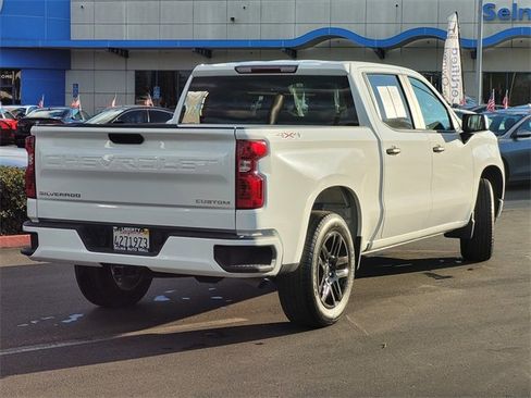 Used 2024 Chevrolet Silverado 1500 Custom image 5