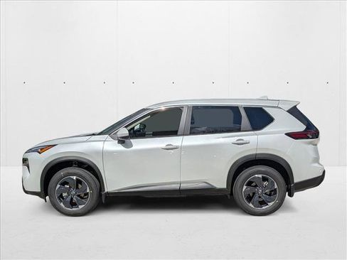 New 2026 Nissan Rogue SV image 5