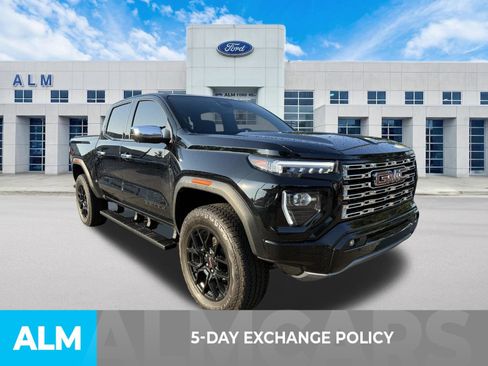 Used 2025 GMC Canyon Denali w/ LPO, Denali Black Edition AWD/4WD image 3