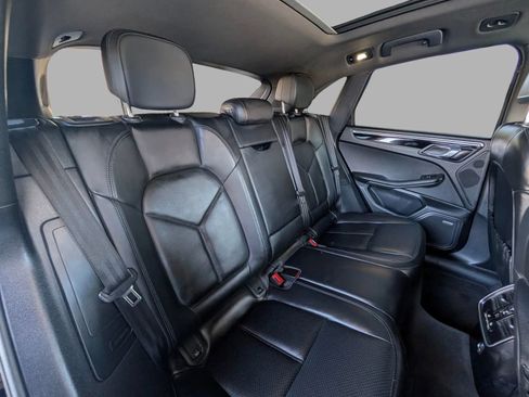 Used 2018 Porsche Macan Sport Edition w/ Premium Package Plus AWD/4WD image 24