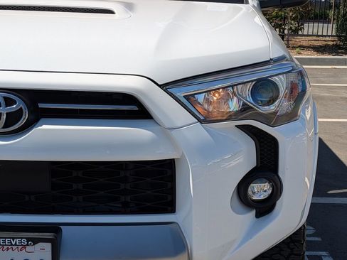 Used 2021 Toyota 4Runner TRD Off-Road Premium w/ Moonroof Package image 20