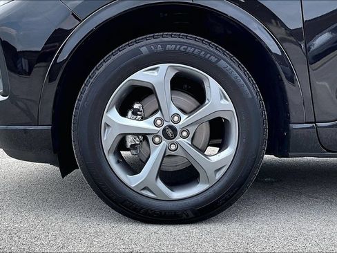 Used 2024 Ford Escape ST-Line w/ Tech Pack #1 AWD/4WD image 9
