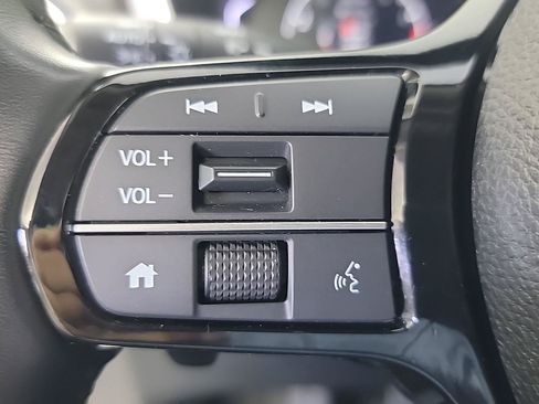 Certified 2025 Honda Pilot EX-L image 28