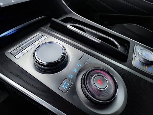 Used 2023 Genesis GV80 2.5T w/ Prestige Package image 22