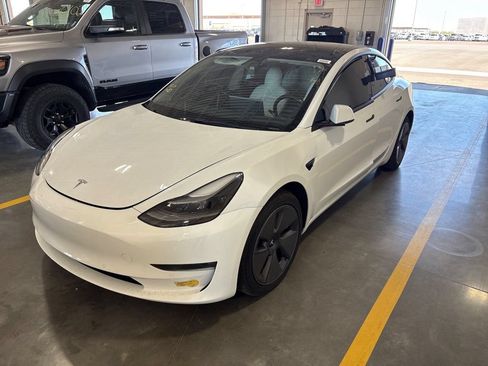 Used 2022 Tesla Model 3 Long Range AWD/4WD image 1