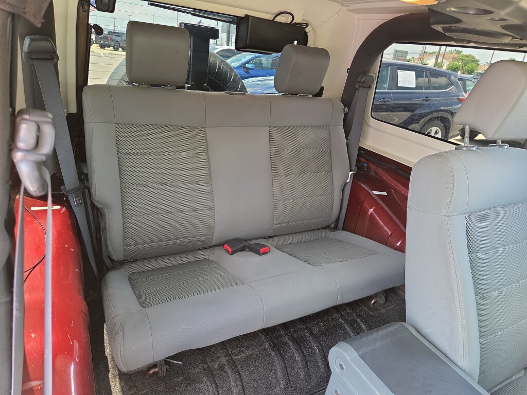 Used 2008 Jeep Wrangler Sahara w/ Dual Top Group AWD/4WD image 15
