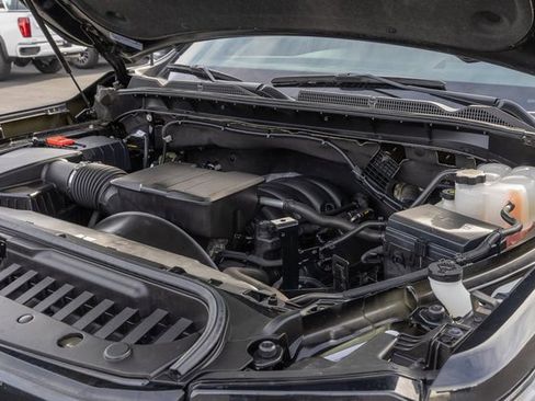 Used 2024 GMC Sierra 2500 AT4 w/ Technology Package image 11