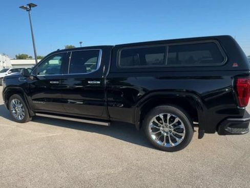 Used 2024 GMC Sierra 1500 Denali w/ Denali Reserve Package AWD/4WD image 7