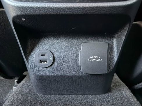 Used 2025 Ford Ranger XLT image 18