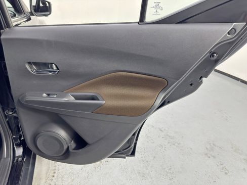 Used 2022 Nissan Kicks SR image 37