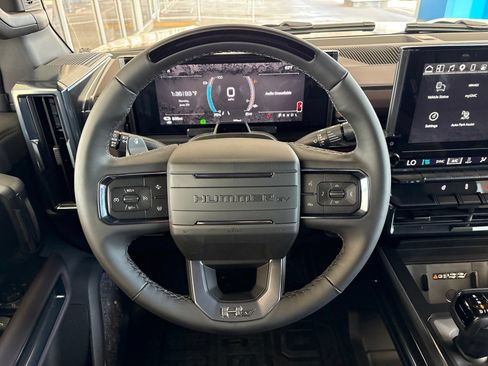 New 2026 GMC Hummer EV SUV w/ LPO, Dark Essentials Package AWD/4WD image 33