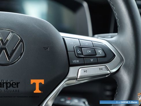 Used 2025 Volkswagen Jetta Sport FWD image 22