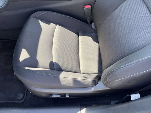 Used 2025 Nissan Altima 2.5 SV FWD image 14