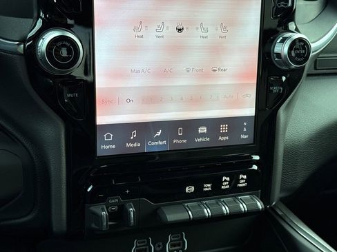 New 2026 RAM 2500 Laramie image 25