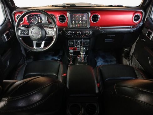 Used 2020 Jeep Gladiator Rubicon image 3