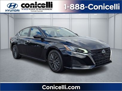 Used 2024 Nissan Altima 2.5 SV
