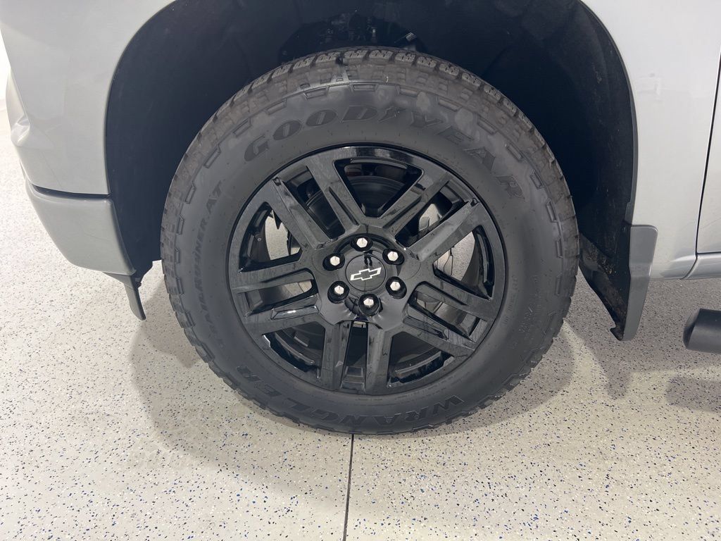 Used 2024 Chevrolet Silverado 1500 RST w/ All Star Edition Plus AWD/4WD image 31