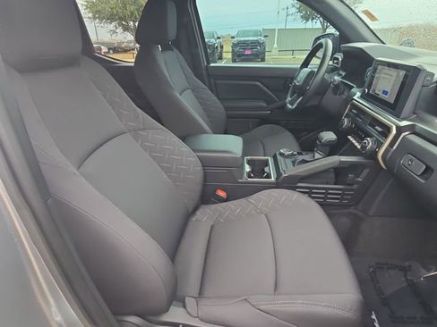 Used 2025 Toyota Tacoma SR5 image 10