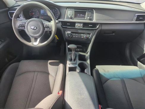 Used 2017 Kia Optima LX image 17