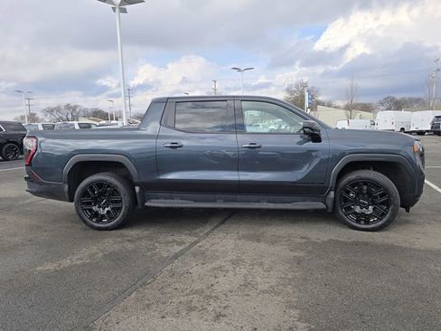 New 2026 GMC Sierra EV Elevation w/ LPO, Elevation Dark Package image 13