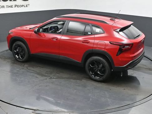 New 2026 Chevrolet Trax LT w/ Driver Confidence Package FWD image 20