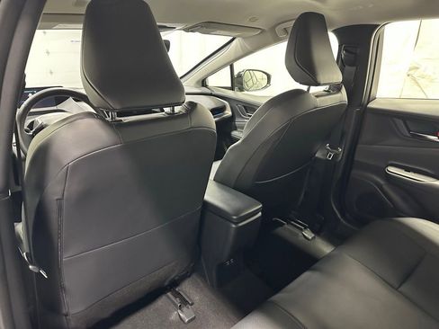 Used 2025 Toyota Prius XLE image 49