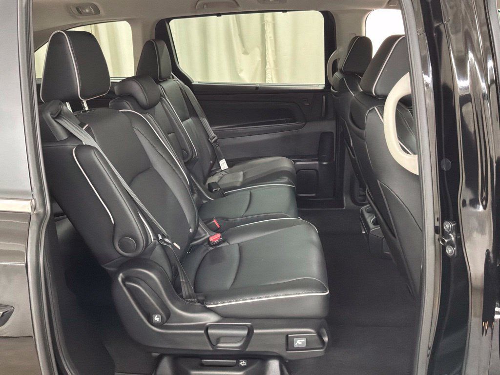 Certified 2026 Honda Odyssey Touring image 31