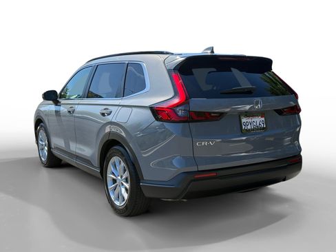 Used 2025 Honda CR-V EX-L image 3