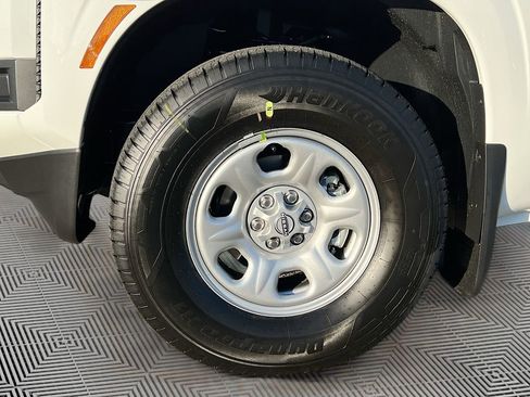 New 2026 Nissan Frontier S image 28