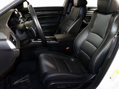 Used 2022 Honda Accord Sport image 4