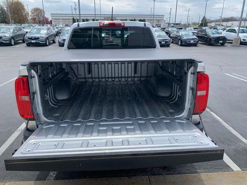 Used 2018 Chevrolet Colorado Z71 AWD/4WD image 11