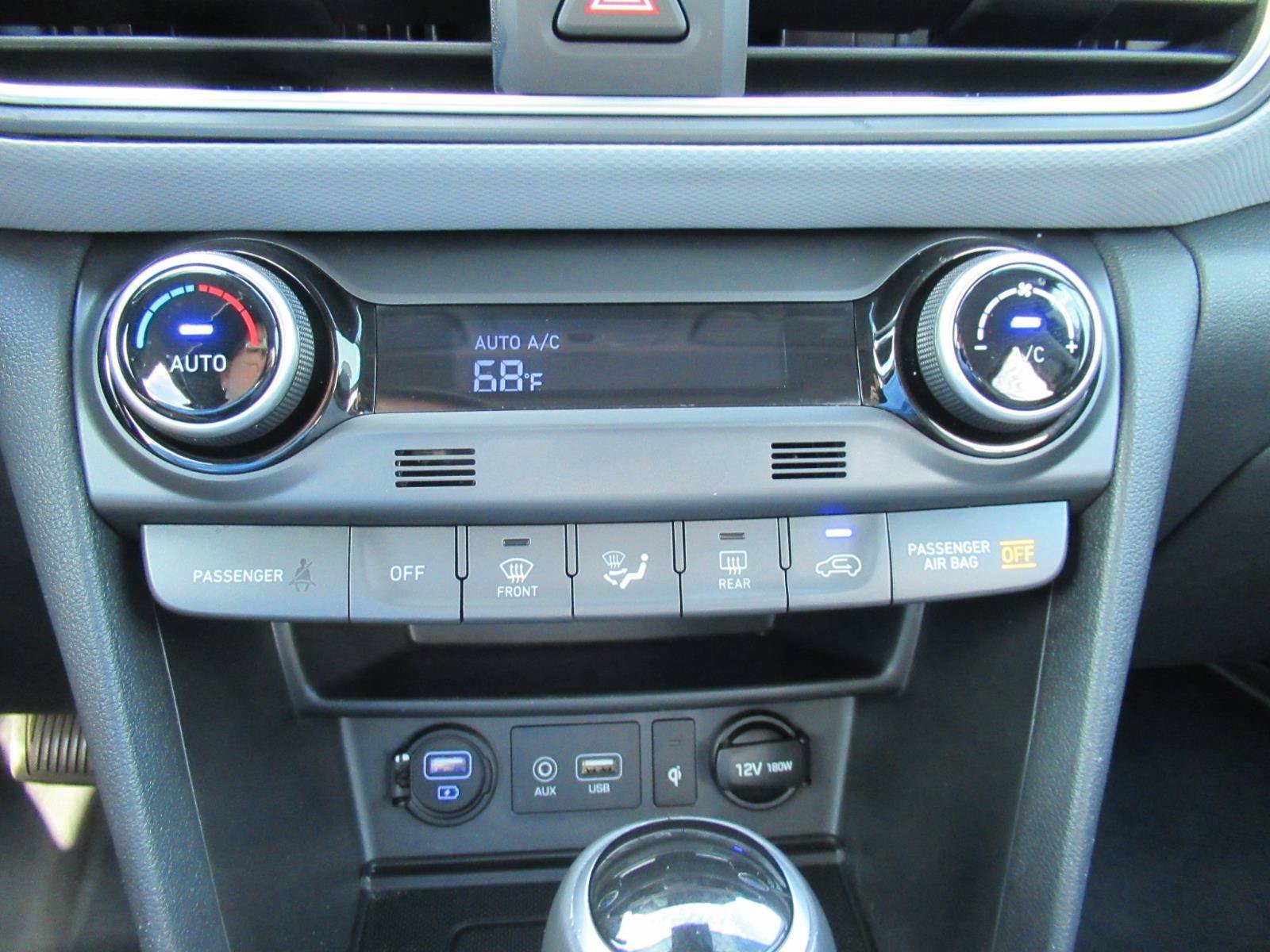 Used 2020 Hyundai Kona Limited FWD image 31