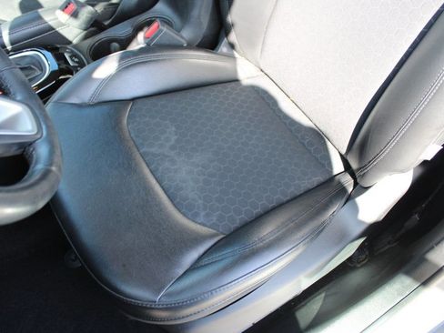 Used 2018 Jeep Compass Altitude w/ Popular Equipment Group image 23