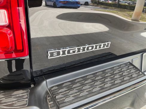 New 2022 RAM 2500 Big Horn w/ Level C Equiment Group image 18