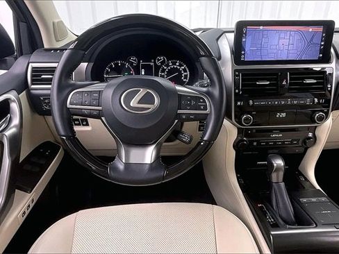 Used 2023 Lexus GX 460 Premium image 5