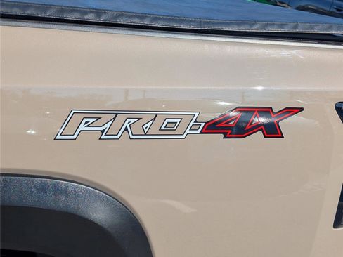 Used 2022 Nissan Frontier PRO-4X w/ Off-Road Protection Package image 9