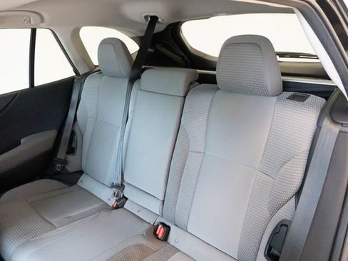 Used 2024 Subaru Outback Premium AWD/4WD image 17