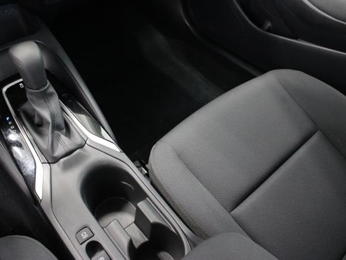 Used 2026 Toyota Corolla LE FWD image 16