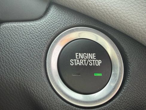 Used 2024 Chevrolet Equinox LS w/ LS Convenience Package FWD image 25
