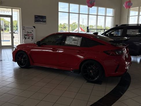 New 2026 Honda Civic Type R image 9