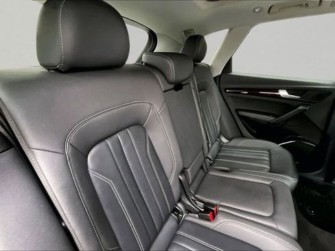 Used 2021 Audi Q5 2.0T Premium Plus image 25