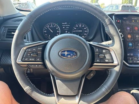 Used 2026 Subaru Ascent Premium AWD/4WD image 2