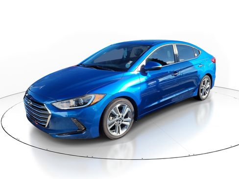 Used 2017 Hyundai Elantra Limited w/ Limited Ultimate Package 09 FWD image 3
