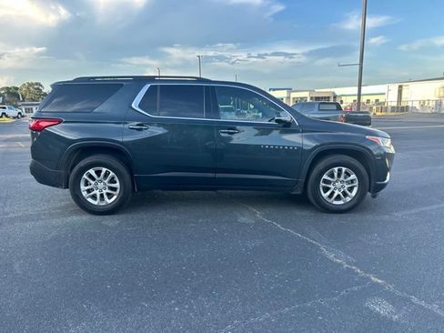 Used 2020 Chevrolet Traverse LT FWD image 5