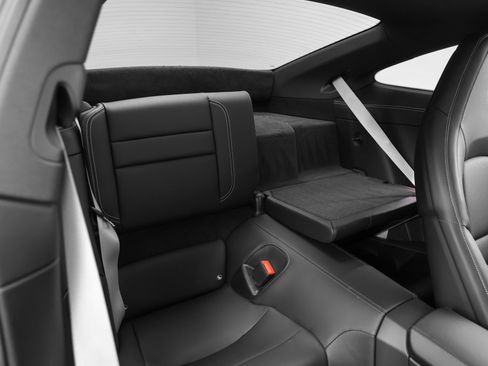 Used 2025 Porsche 911 Carrera w/ Premium Package image 23