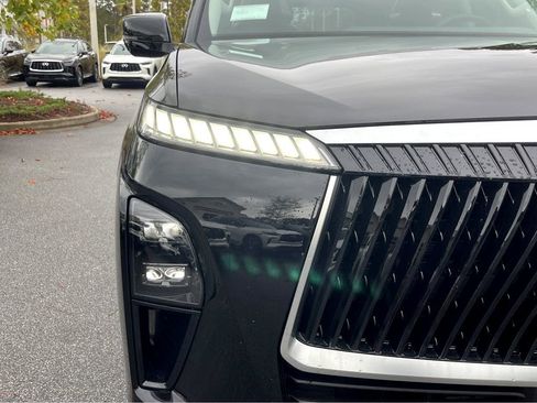 Certified 2025 INFINITI QX80 Sensory AWD/4WD image 26