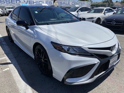 Used 2021 Toyota Camry XSE w/ Carpet Mat Package (TMS) FWD image 7
