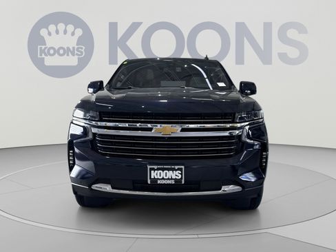 Used 2021 Chevrolet Suburban LT w/ LT Signature Package AWD/4WD image 4
