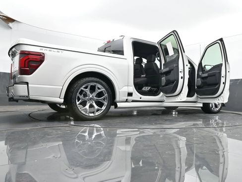 New 2025 Ford F150 Lariat w/ Equipment Group 502A High image 62